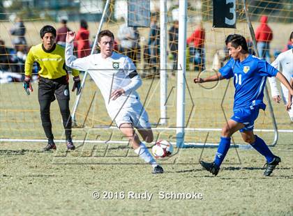 Thumbnail 3 in San Pasqual vs De La Salle photogallery.
