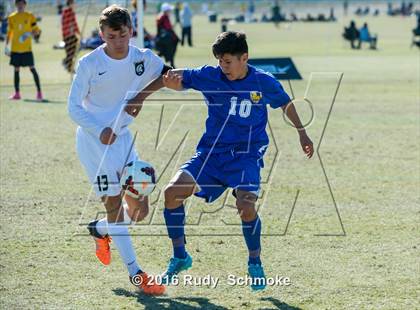 Thumbnail 1 in San Pasqual vs De La Salle photogallery.