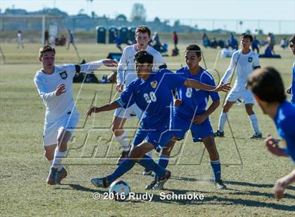 Thumbnail 3 in San Pasqual vs De La Salle photogallery.