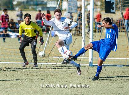 Thumbnail 2 in San Pasqual vs De La Salle photogallery.