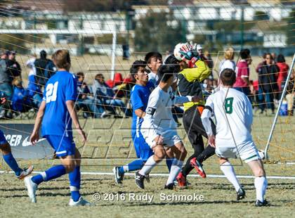 Thumbnail 3 in San Pasqual vs De La Salle photogallery.