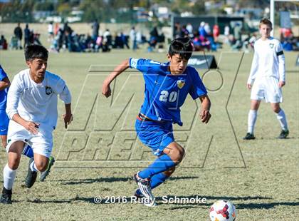Thumbnail 2 in San Pasqual vs De La Salle photogallery.