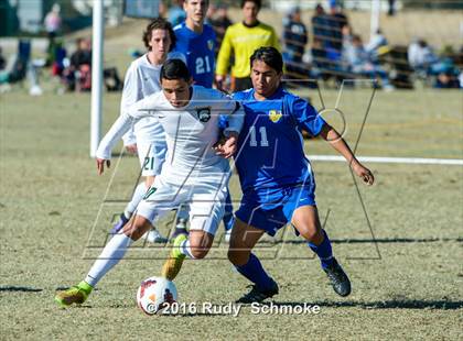 Thumbnail 3 in San Pasqual vs De La Salle photogallery.