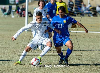Thumbnail 1 in San Pasqual vs De La Salle photogallery.