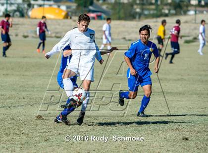 Thumbnail 3 in San Pasqual vs De La Salle photogallery.