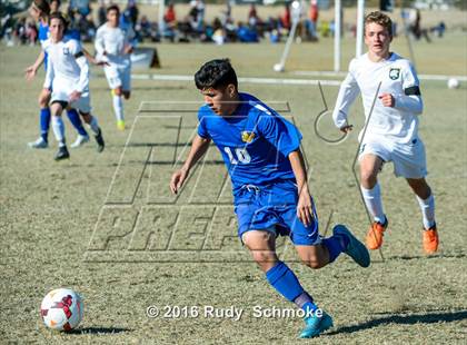 Thumbnail 3 in San Pasqual vs De La Salle photogallery.