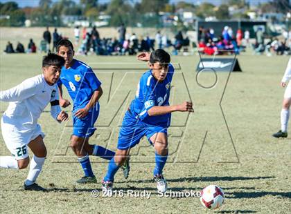 Thumbnail 2 in San Pasqual vs De La Salle photogallery.