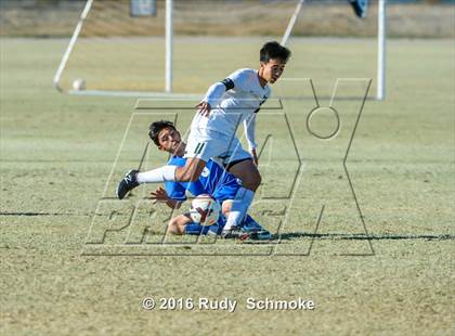 Thumbnail 3 in San Pasqual vs De La Salle photogallery.
