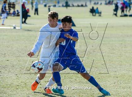 Thumbnail 2 in San Pasqual vs De La Salle photogallery.