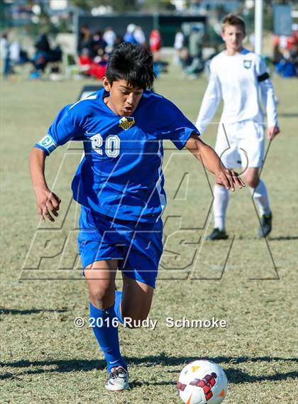 Thumbnail 1 in San Pasqual vs De La Salle photogallery.