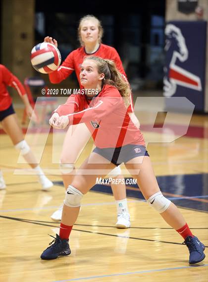 Thumbnail 3 in Carmel Christian @ Providence Day photogallery.