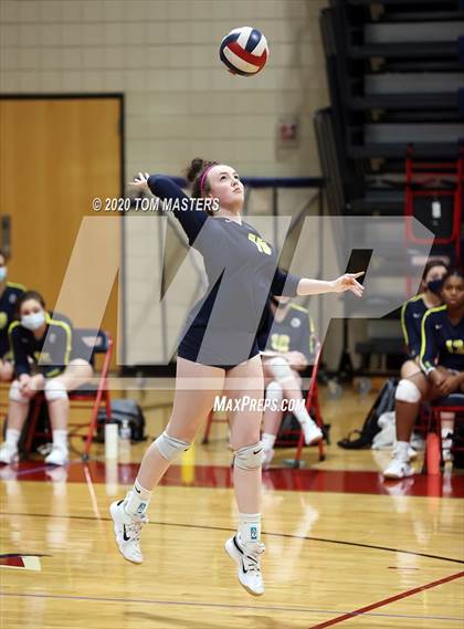 Thumbnail 2 in Carmel Christian @ Providence Day photogallery.