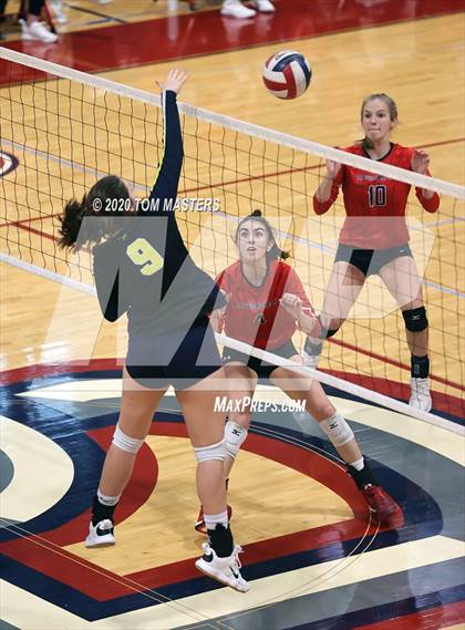 Thumbnail 2 in Carmel Christian @ Providence Day photogallery.