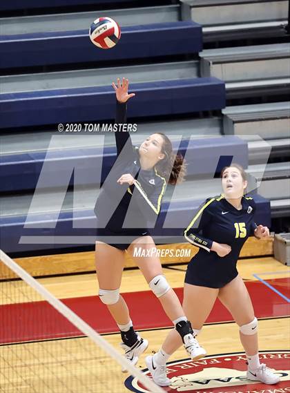 Thumbnail 2 in Carmel Christian @ Providence Day photogallery.