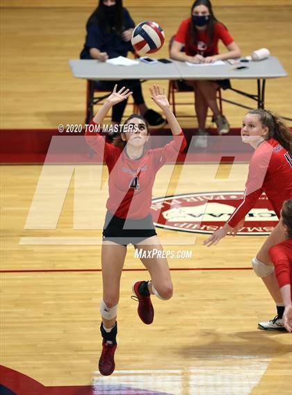 Thumbnail 2 in Carmel Christian @ Providence Day photogallery.