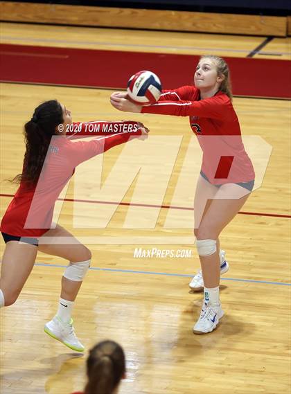 Thumbnail 2 in Carmel Christian @ Providence Day photogallery.