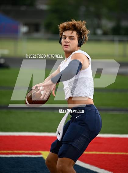 Thumbnail 1 in McKinley @ Austintown-Fitch photogallery.