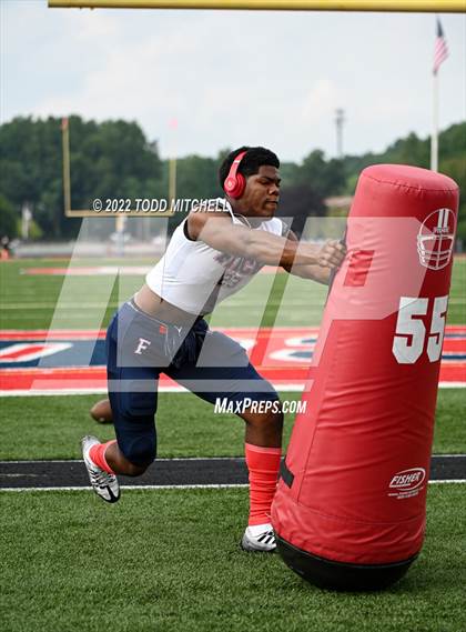 Thumbnail 3 in McKinley @ Austintown-Fitch photogallery.