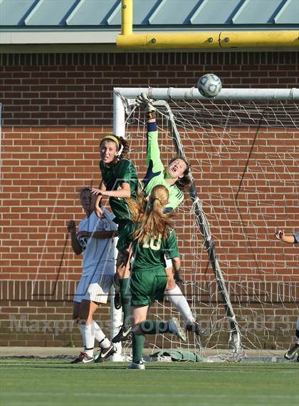 Thumbnail 1 in Cox vs. Kellam (VHSL Eastern Region Final) photogallery.