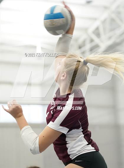 Thumbnail 1 in Grandville vs. Frankenmuth (Beast of the East) photogallery.