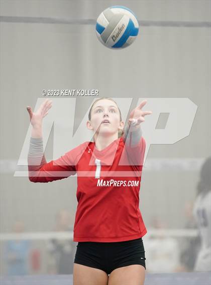 Thumbnail 3 in Grandville vs. Frankenmuth (Beast of the East) photogallery.