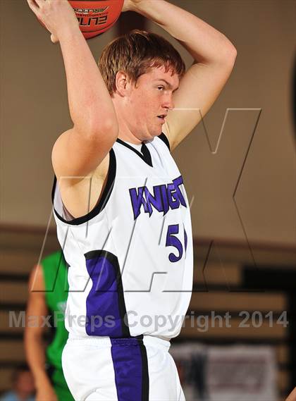 Thumbnail 1 in Shadow Hills vs. Victor Valley (MaxPreps Holiday Classic) photogallery.