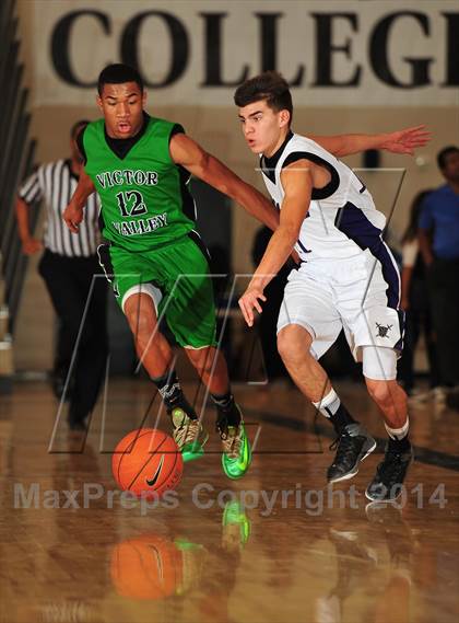 Thumbnail 1 in Shadow Hills vs. Victor Valley (MaxPreps Holiday Classic) photogallery.
