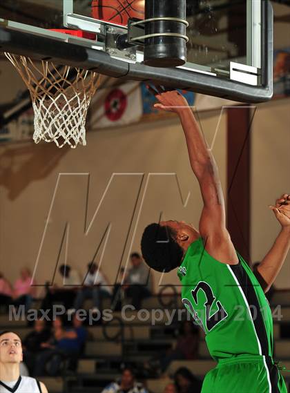 Thumbnail 1 in Shadow Hills vs. Victor Valley (MaxPreps Holiday Classic) photogallery.