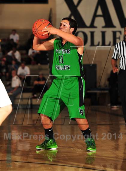 Thumbnail 3 in Shadow Hills vs. Victor Valley (MaxPreps Holiday Classic) photogallery.