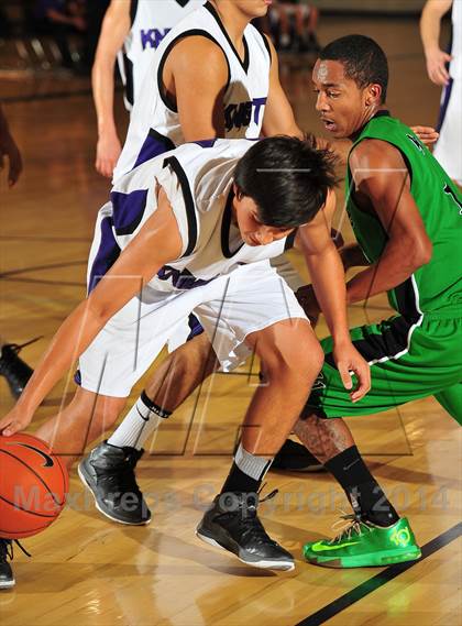 Thumbnail 3 in Shadow Hills vs. Victor Valley (MaxPreps Holiday Classic) photogallery.