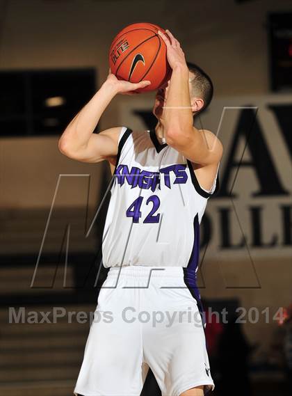 Thumbnail 3 in Shadow Hills vs. Victor Valley (MaxPreps Holiday Classic) photogallery.