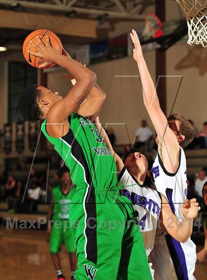 Thumbnail 3 in Shadow Hills vs. Victor Valley (MaxPreps Holiday Classic) photogallery.