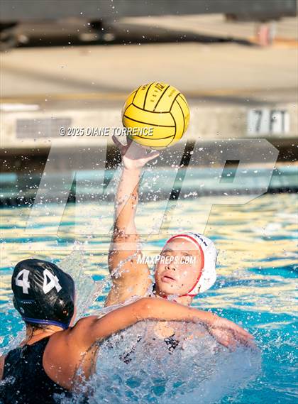 Thumbnail 2 in Marlborough vs Beckman (Bill Barnett Holiday Cup) photogallery.