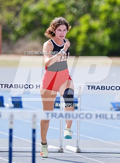 Thumbnail 2 in South Coast League Prelims photogallery.