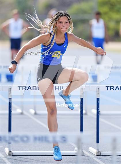 Thumbnail 3 in South Coast League Prelims photogallery.