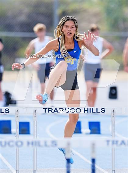 Thumbnail 2 in South Coast League Prelims photogallery.