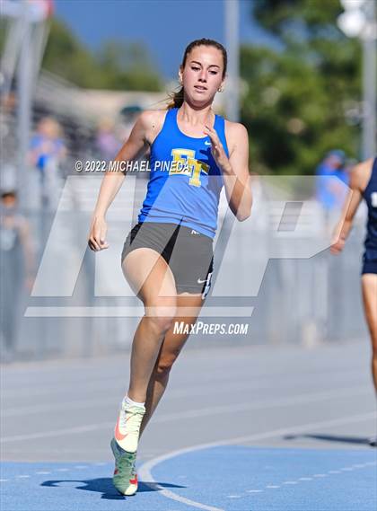Thumbnail 2 in South Coast League Prelims photogallery.
