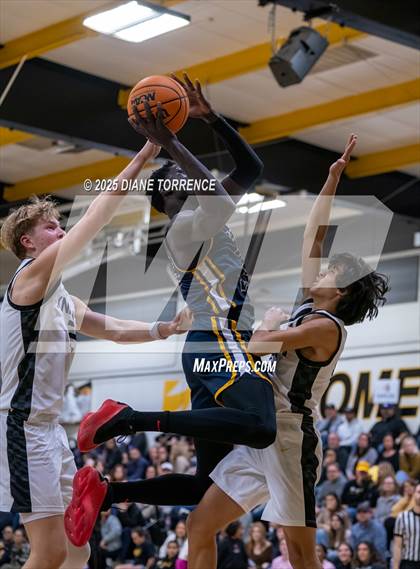 Thumbnail 2 in Crean Lutheran @ Foothill photogallery.
