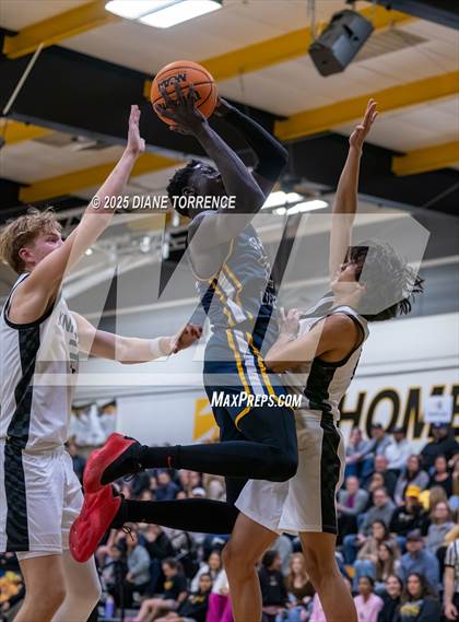 Thumbnail 1 in Crean Lutheran @ Foothill photogallery.