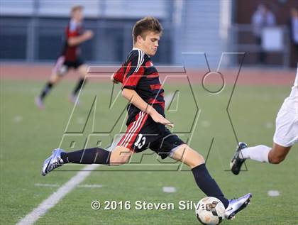 Thumbnail 3 in Brophy College Prep vs. Los Alamitos (21st Annual SoCal Classic) photogallery.