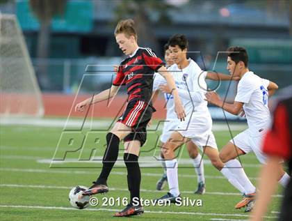 Thumbnail 3 in Brophy College Prep vs. Los Alamitos (21st Annual SoCal Classic) photogallery.