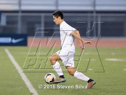 Thumbnail 3 in Brophy College Prep vs. Los Alamitos (21st Annual SoCal Classic) photogallery.