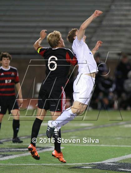 Thumbnail 3 in Brophy College Prep vs. Los Alamitos (21st Annual SoCal Classic) photogallery.