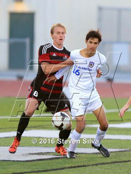 Thumbnail 3 in Brophy College Prep vs. Los Alamitos (21st Annual SoCal Classic) photogallery.