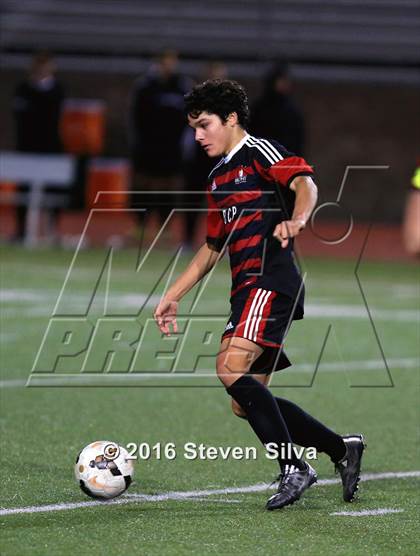 Thumbnail 2 in Brophy College Prep vs. Los Alamitos (21st Annual SoCal Classic) photogallery.