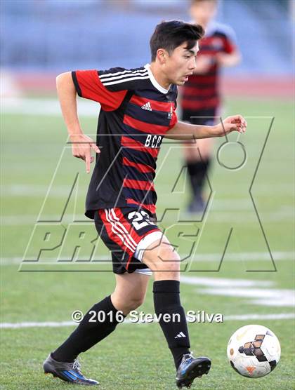 Thumbnail 3 in Brophy College Prep vs. Los Alamitos (21st Annual SoCal Classic) photogallery.