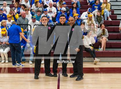 Thumbnail 1 in Alamo Heights vs. Winn (UIL Basketball 5A Region IV Bi-District) photogallery.