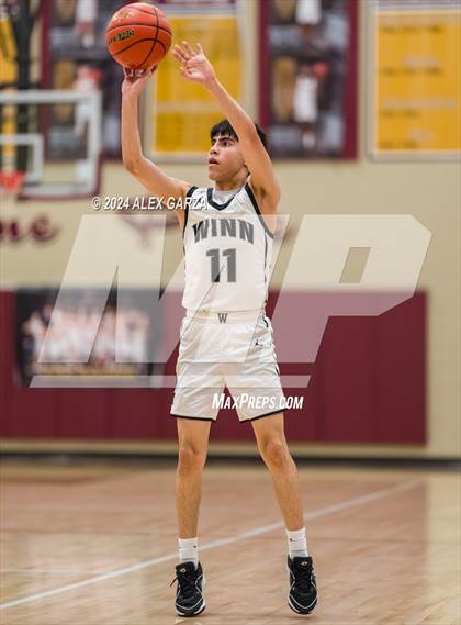 Thumbnail 1 in Alamo Heights vs. Winn (UIL Basketball 5A Region IV Bi-District) photogallery.