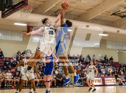 Thumbnail 3 in Alamo Heights vs. Winn (UIL Basketball 5A Region IV Bi-District) photogallery.