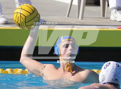 Thumbnail 2 in San Pasqual vs. University City (CIF SDS Division 3 Final) photogallery.